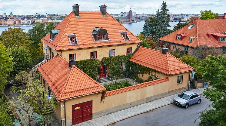 Sveriges bästa takläggare "King of Roofs 2016" vinner med ett Hollander-tak från Monier