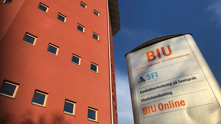 BIU fasad skylt utifrån