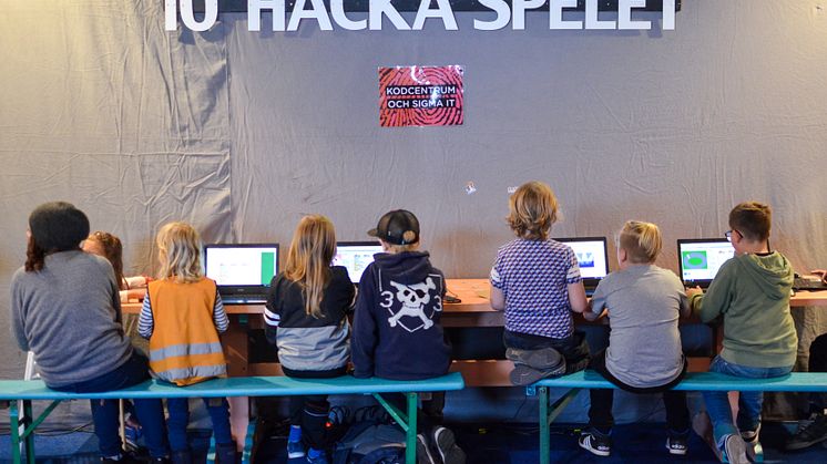 Sigma and Kodcentrum inspire children to test programming at the International Science Festival in Gothenburg.