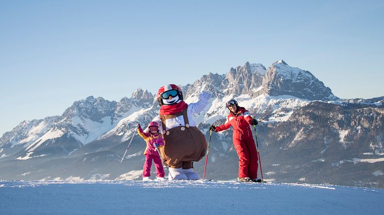 SkiStars beliebter Schneemann Valle eröffnet seine einzigartige Skischule in St. Johann