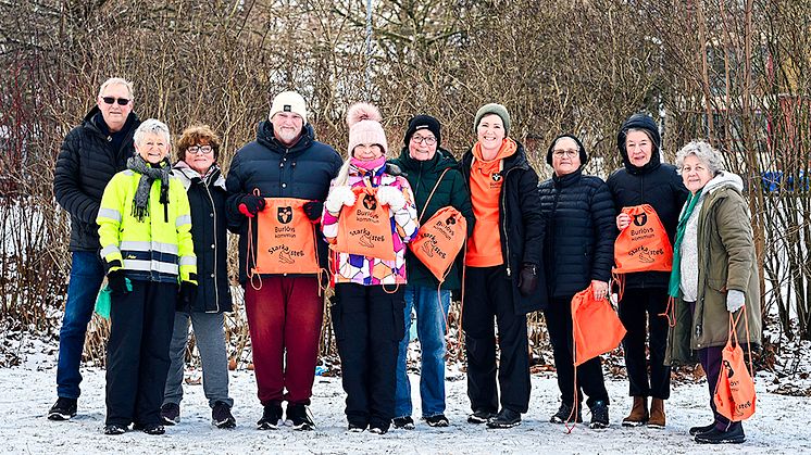 Ett gäng som precis haft uteträning i Svenshögsparken i Arlöv.