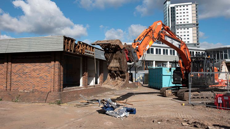 Wolverhampton demoliton begins