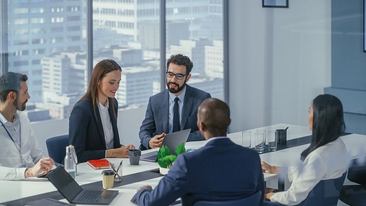 Kurz vor dem Organversagen: Effektive Burnout-Behandlung laut Fachärztin noch immer sinnvoll. Foto: iStock / gorodenkoff