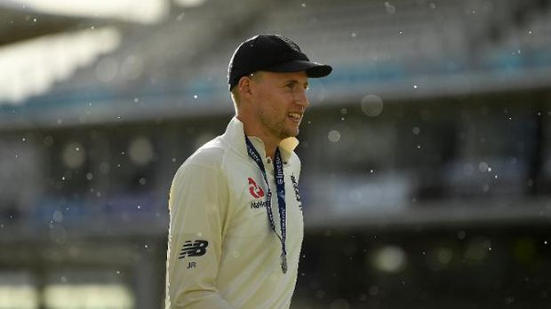 England name Ashes squad