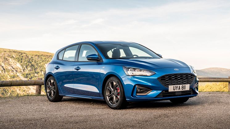 2018_FORD_FOCUS_DRIVE_ST-LINE__02 (1)