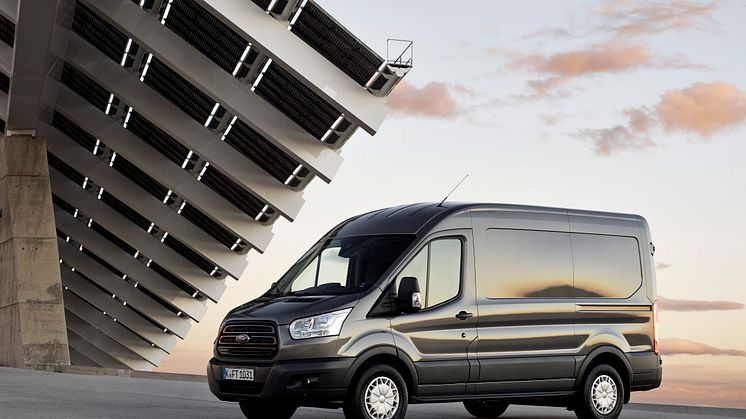 Uusi Ford Transit