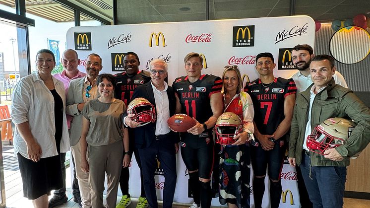 Leckerbissen für Fans: McDonald’s in Berlin-Brandenburg und Berlin Thunder stellen das ‘Mega Fan Menü‘ und Partnerschaft für die Saison 2024 vor
