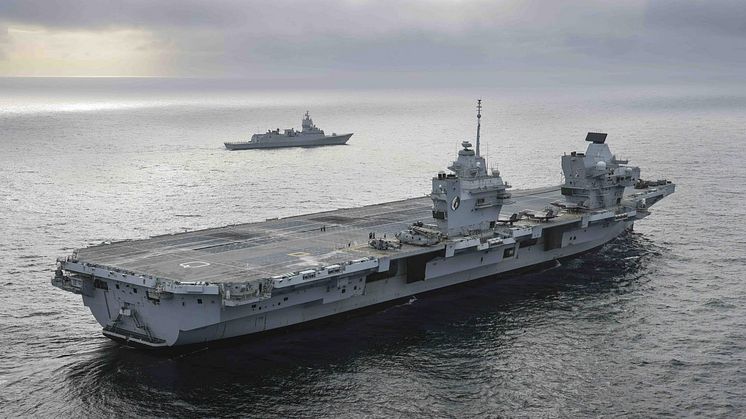 HMS Queen Elizabeth är med sina 280 meter det största örlogsfartyget som brittiska flottan någonsin haft. Foto: Royal Navy