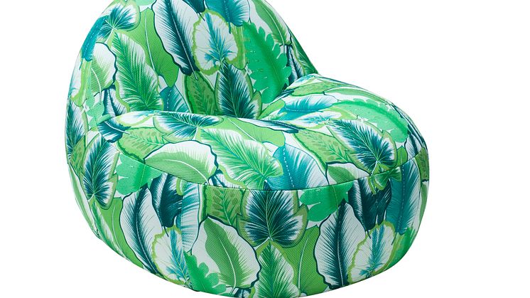 Rosenthal Interieur chair Scoop, fabric design: Manuel Canovas Malfa. 