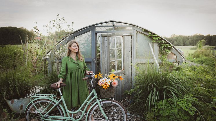 En klassiker som blomstrar - Varbergsamarbete bakom årets limiterade nyhet, Monark Karin Krickelin