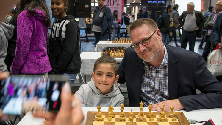 Eklund och Dogan vann Näringslivet Möter Förorten