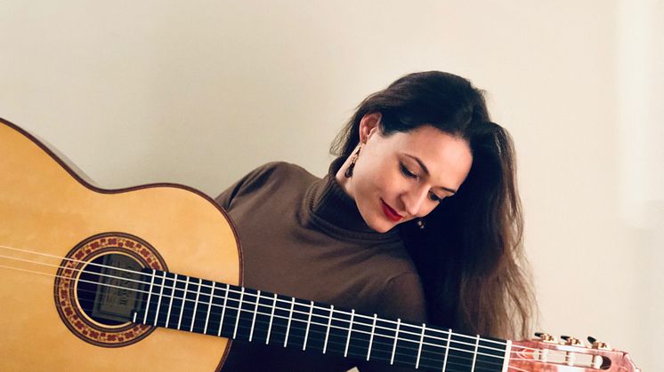 Anabel Montesinos – klart lysande gitarrstjärna från Spanien på Sverigeturné 13-21 mars