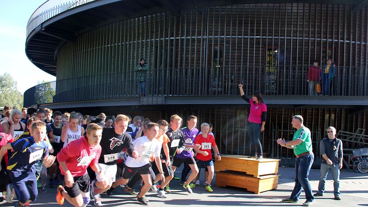 Sponsorenlauf in Oschatz: Thomas-Mann-Gymnasium läuft für Bärenherz