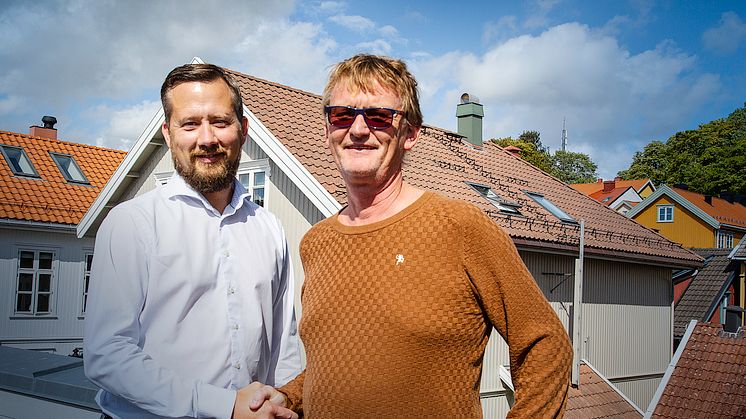 Stian Martinsen i Trainor og Rolf Kinck i IKM Instrutek vil samarbeide for å bedre sikkerhet på arbeidsplassen.