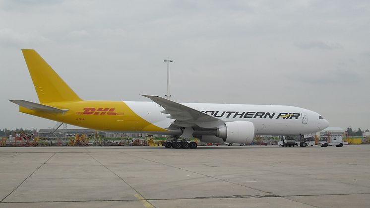 DHL öppnar ny jorden-runt-flygrutt − sammanlänkar Hongkong, Los Angeles och Leipzig