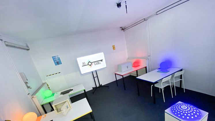 Ab sofort beherbergt die Hochschulpräsenzstelle der TH Wildau und der FH Potsdam in Luckenwalde den AI.CUBE, einen Escape Room zum Thema künstliche Intelligenz (KI). (MIZ Babelsberg)