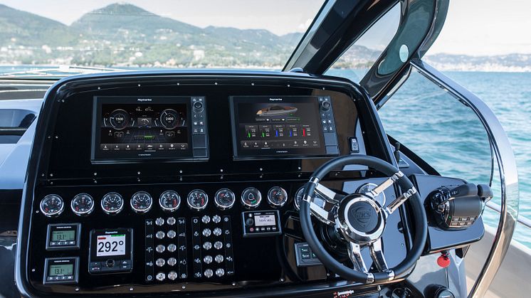 Raymarine Yachtsense (SACS Rebel 47 for illustrative purposes)