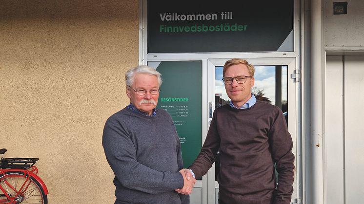 Stanley Guldmyr, avgående VD Finnvedsbostäder och Martin Svensson kommande VD Finnvedsbostäder.