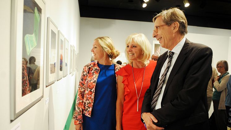 Sveriges ambassadör i Tyskland inviger småländsk utställning i Berlin
