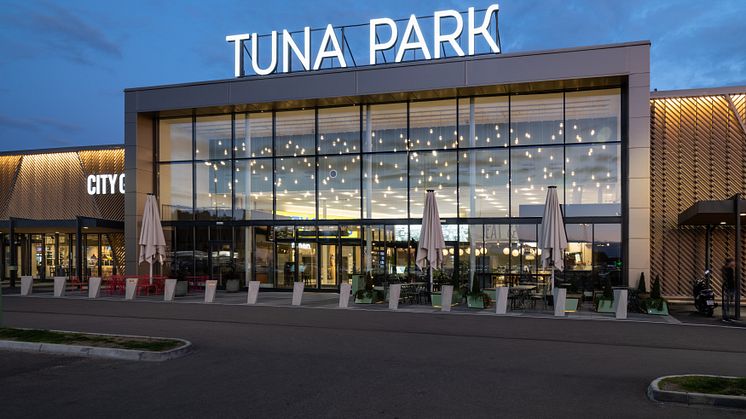 Sally R ska optimera Tuna Park köpcenter, för att minska energianvändningen.