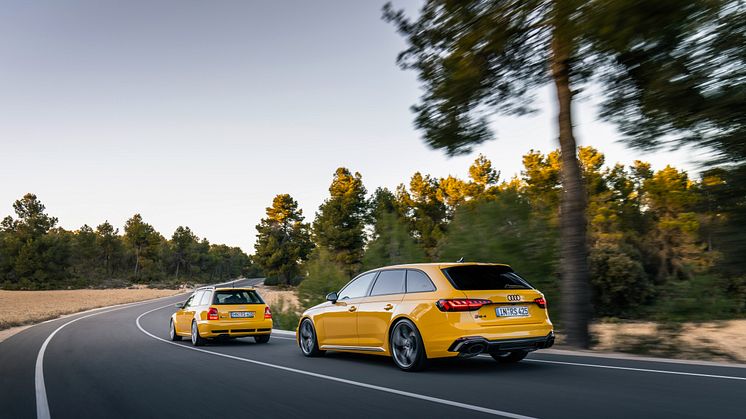 Audi RS 4 Avant edition 25 years og Audi RS4 Sport