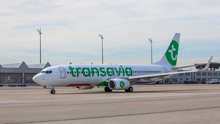 Lågkostnadbolaget Transavia från Nederländerna etablerar sig på Stockholm Arlanda Airport med två linjer.