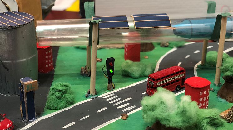 I tävligen Framtida Transporter bidrar eleverna med förslag på nya innovativa lösningar på framtidens transporter. 