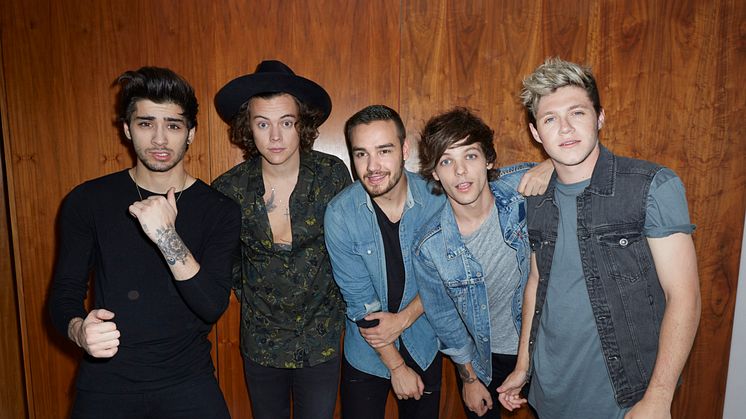 Albumaktuella One Direction till Idol-finalen 5 december