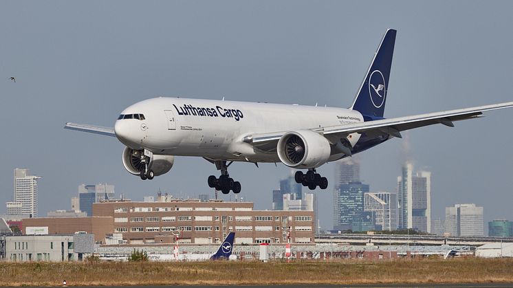 Lufthansa Cargo stattet vierten Frachter mit CO2-effizienter AeroSHARK-Technologie aus