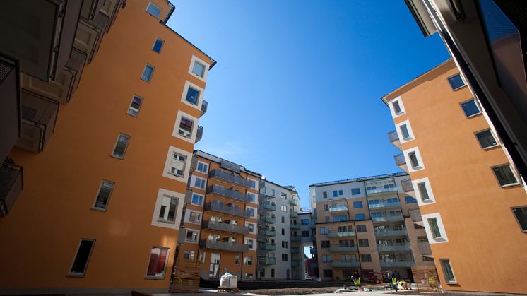 Bostadspriserna stiger i 25 av landets största kommuner Fler bostäder är till salu i dag på Bovision jämfört med april