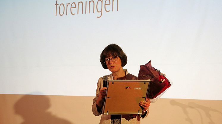 Ellen Behrens mottar emballasjeprisen "Ellen-prisen".
