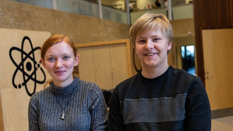 Anastasia Kjærlund Hansen og Claes E. H. Jensen fra Tradiums Tekniske Gymnasium på vej til regionsmesterneskaberne. 