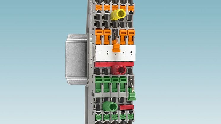 IC -  PR5561GB-Compact and universal signal distribution (11-23)