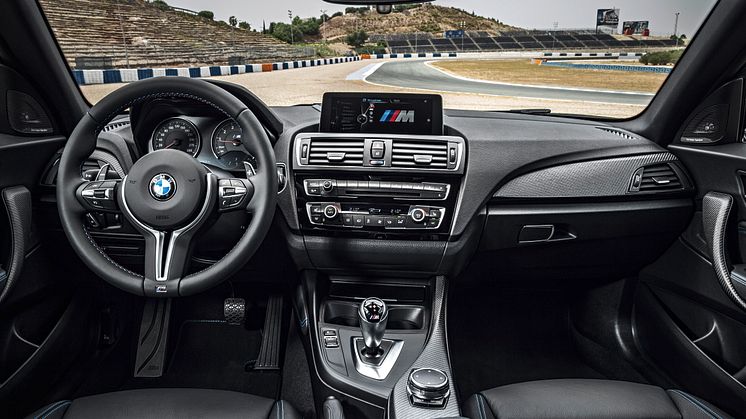 BMW M2 Coupe - Interiør