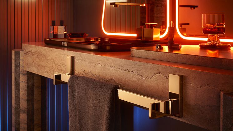 Det nye AXOR Universal Rectangular tilbehøret er diskrete detaljer av høy kvalitet på badet. Skapt i samarbeid med Philippe Starck.