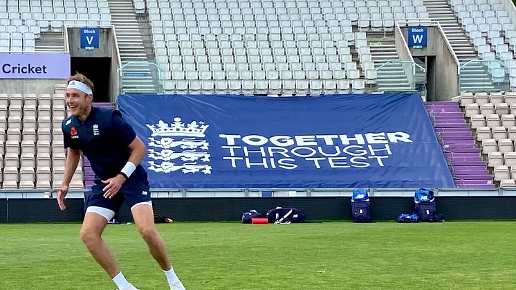 Stuart Broad preparing at the Ageas Bowl in a behind-closed-doors training camp (ECB)