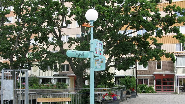 Konstnärsduon WiklundWiklund kommer till Fisksätras bibliotek. Foto: Rebecka Walan