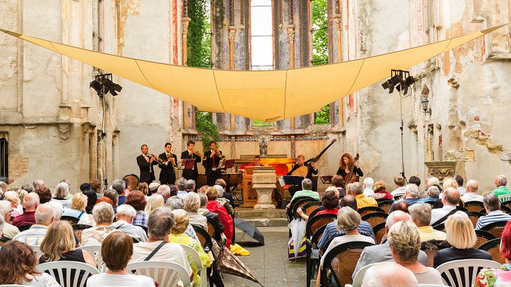 Sommertöne in der Kirchenruine Wachau - Foto: Christian Kern