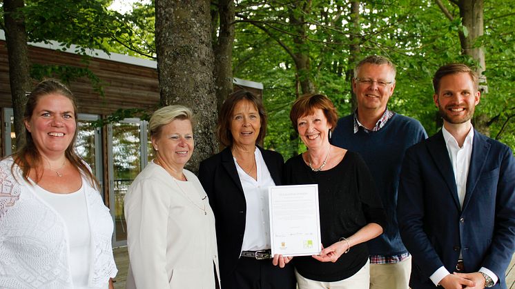 Monica Olsson tillsammans med representanter från Hässleholms kommun och Högskolan Kristianstad. 