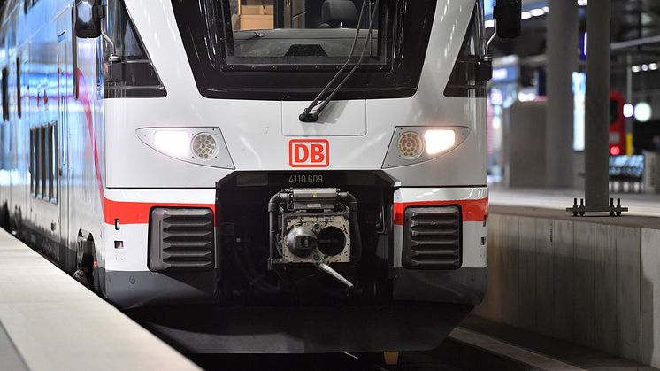 Am 19. April 2023 ist die Bahnstrecke Berlin-Dresden-Prag Thema des Verkehrswissenschaftlichen Kolloquiums Wildau. Bild: © Deutsche Bahn / Oliver Lang