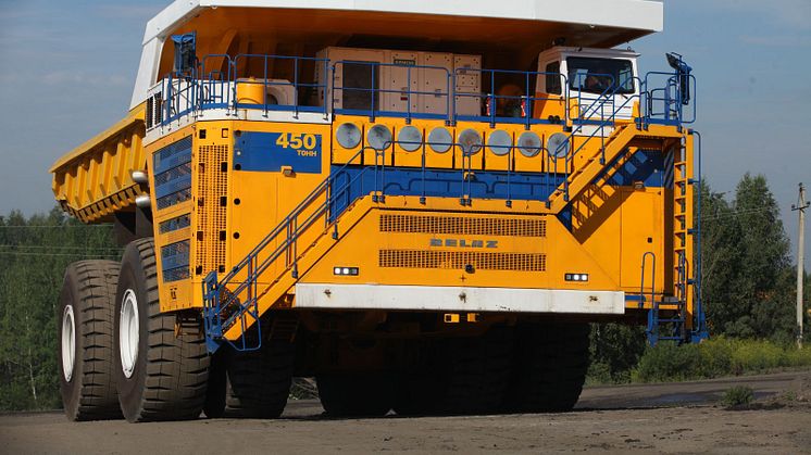 9 BelAZ 75710 