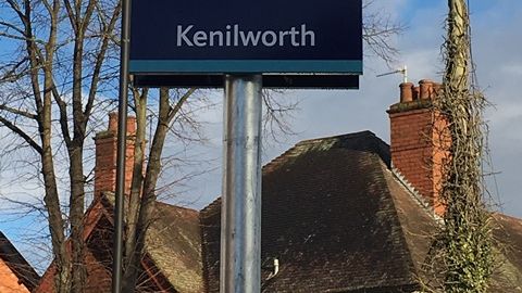 Kenilworth entrance sign
