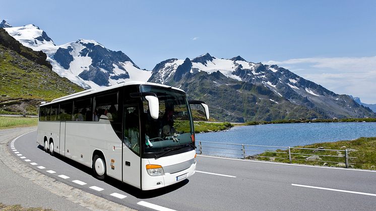 Boka en buss och upplev Sverige på nära håll