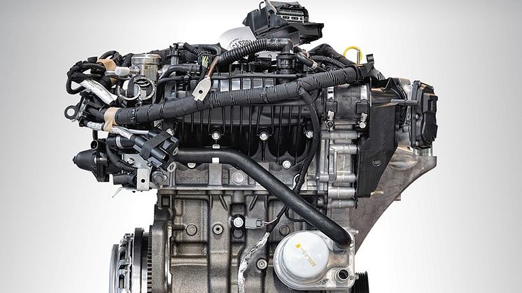 A Ford 1,0 literes EcoBoost erőforrása négy év alatt immár nyolcadszor nyerte el a motorok ‘oscar-díját’: A háromhengeres egység újra az Év Motorja lett saját kategóriájában