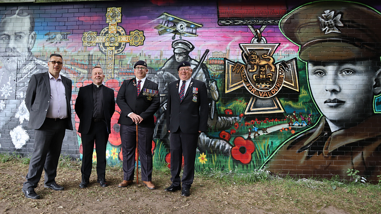 Cllr Gold, Owen Dykes (Borough of Bury Veterans President), Paul Kerr and Padre Bearn at Private Peachment Mural