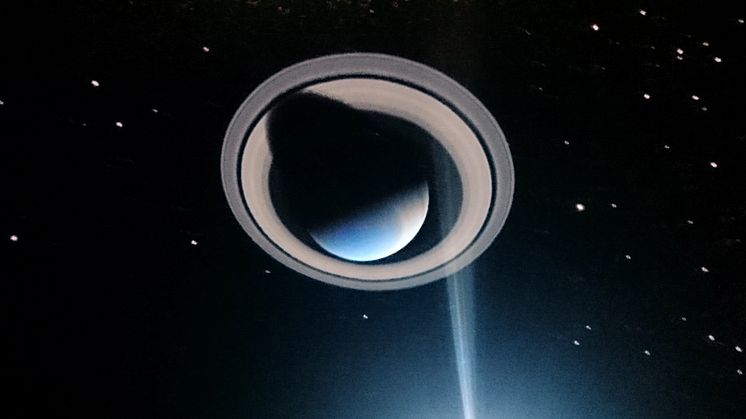 I Högskolan Kristianstads nya planetarium kan elever exempelvis resa med på en rymdfärd genom Saturnus ringar.