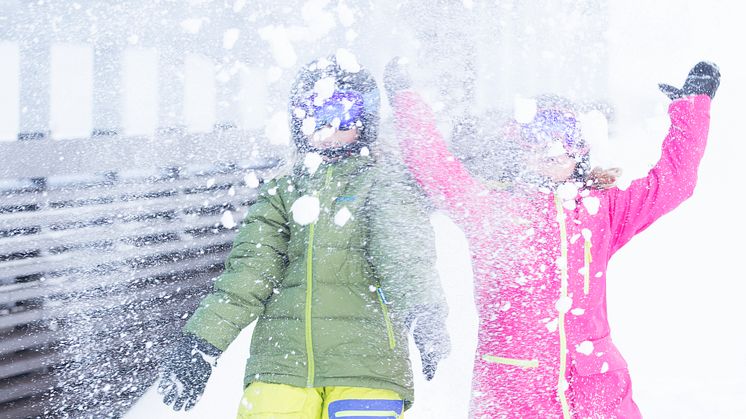 SkiStar har som mål å få flere aktivitet, det gjelder både gjester og lokalbefolkning. Og det er tredje året på rad SkiStar inviterer kommunens innbyggere til å bli med på feiringen av den internasjonale snødagen. 