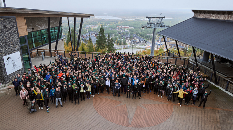 Greenstep-kolleger møtes på et hyggelig personalarrangement i Lappland