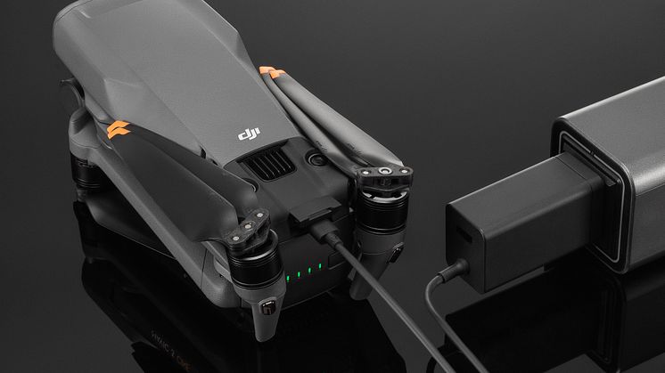 DJI Mavic 3 Cine + Portable Charger