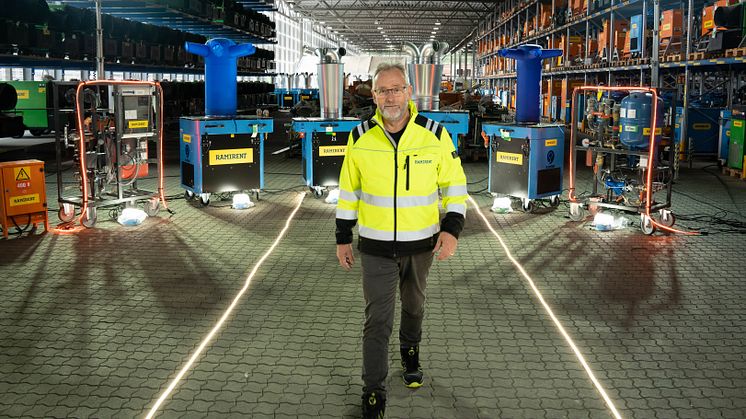 RIGGET FOR NYE REGLER: –  I Ramirent startet vi å bygge om våre 500 byggtørkere allerede rett etter at vintersesongen var ferdig, sier produktleder byggvarme i utleiselskapet Ramirent; Petter Gustav Johnsen.